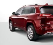 2019 Jeep Cherokee New Summit Spy Shots