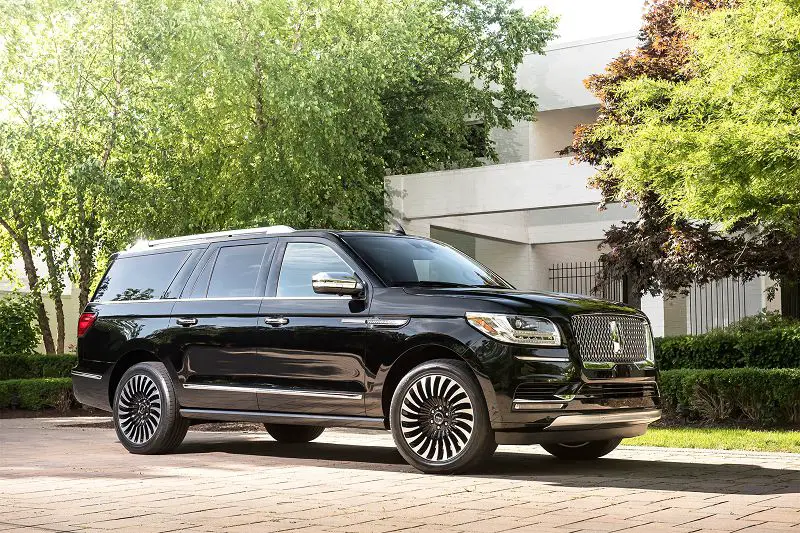 2018 Lincoln Navigator Gullwing Grill Gauges Gas Mileage