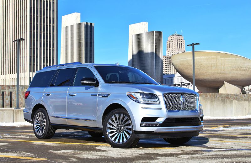 2018 Lincoln Navigator Release Date Diamond Engine Extended