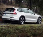 V60 Boot Capacity 2020 Reliability Specs Towing Capacity Awd Dimensions