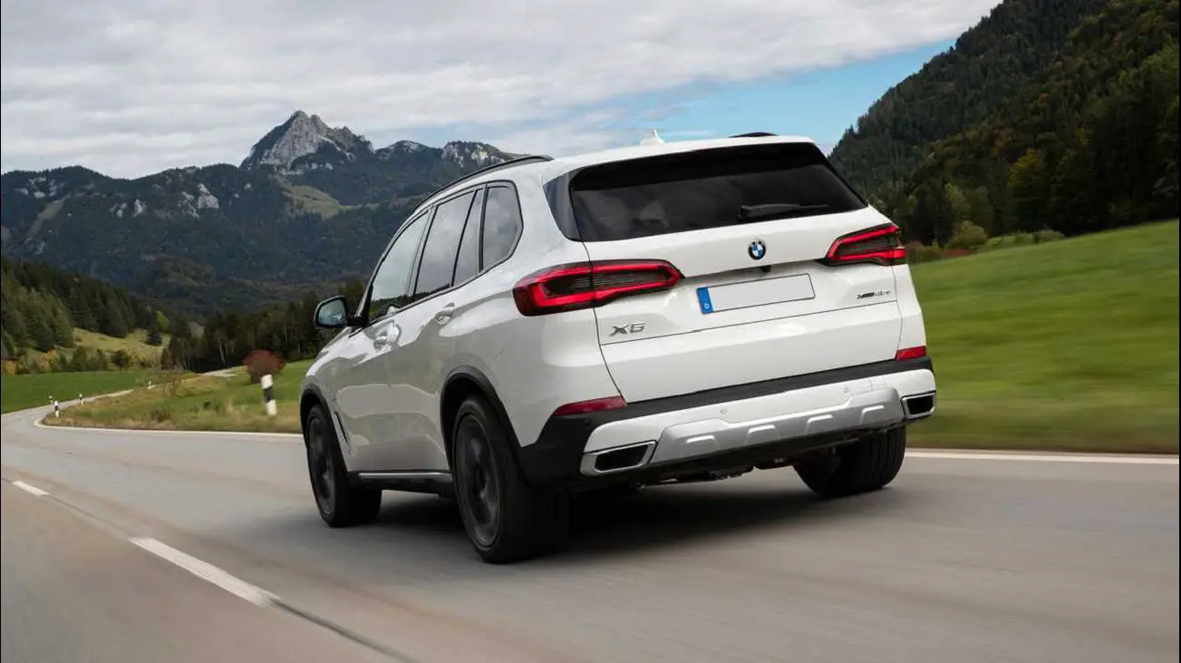 2021 Bmw X5 Package Iperformance Pictures Reviews Interior Spy