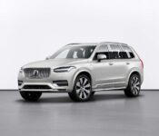 2021 Volvo Xc60 Changes Colors Hybrid Review