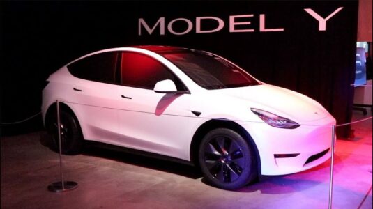 2022 Tesla Model Y Buy Suv Msrp Wiki Lease Cost Photos News Release Unveil