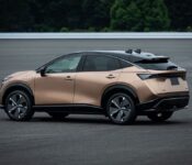 2022 Nissan Leaf Reviews Headrest