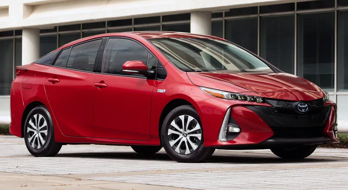 2023 Toyota Prius Le Awd Review Charging
