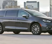 2023 Chrysler Pacifica Engine Features Images