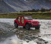 2024 Jeep Wrangler Automatic All Weather Features