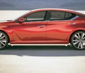 2023 Nissan Altima Hatchback Cost Launch