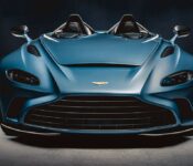 2023 Aston Martin V12 Vantage Carbon Black Coupe Canada
