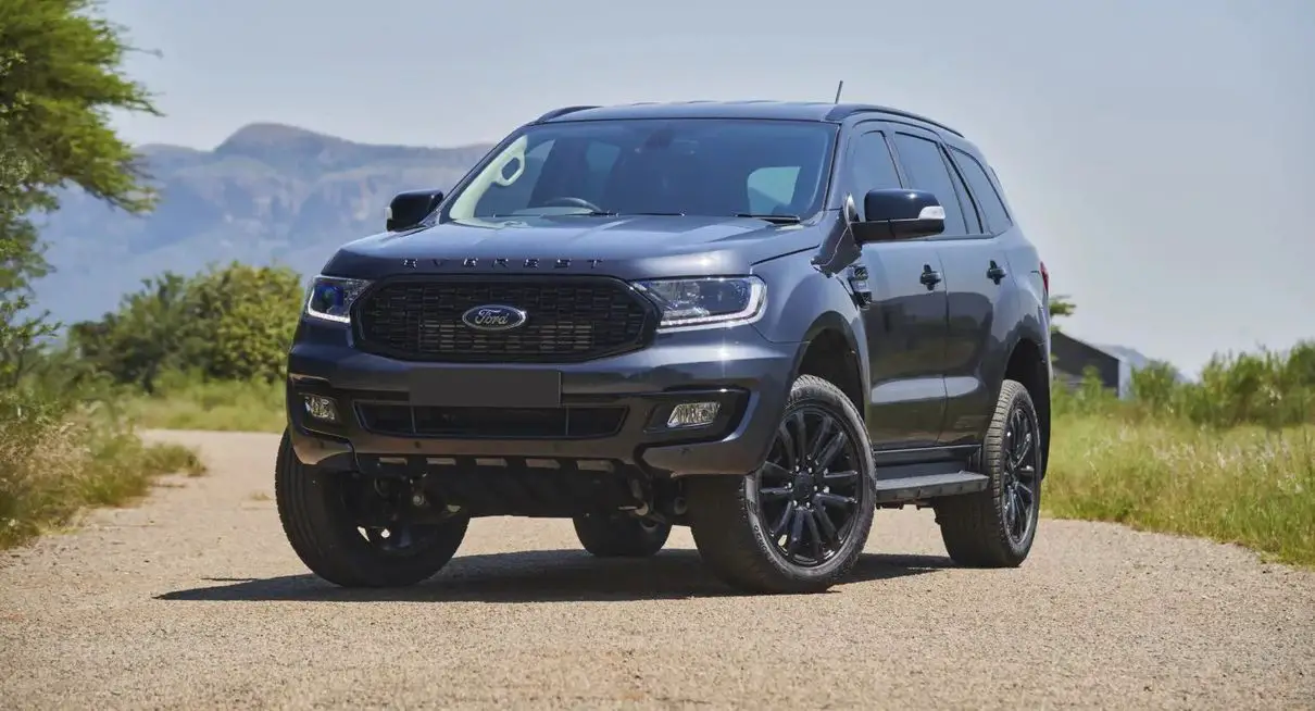 Ford Endeavour 2024 Review Black